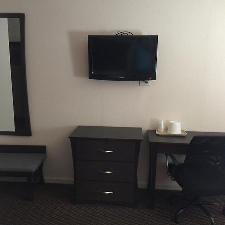 Portal Motel 隆派恩 外观 照片